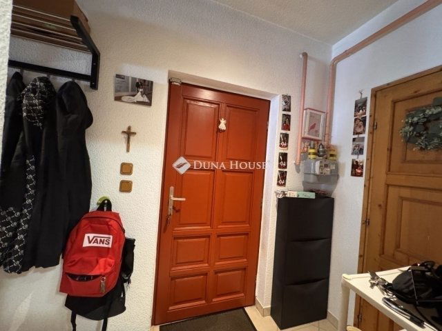 Eladó családi ház, Budapesten, III. kerületben 149.9 M Ft