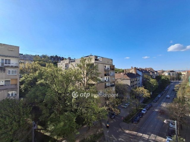 Eladó téglalakás, Budapesten, II. kerületben 105.4 M Ft