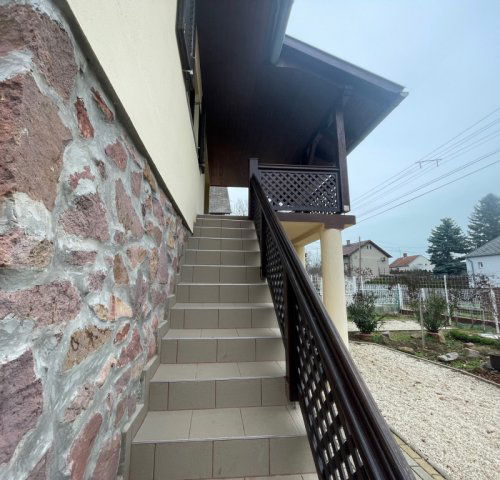 Eladó nyaraló, Ábrahámhegyen 123 M Ft, 2+2 szobás