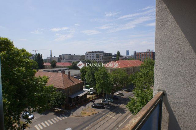 Eladó téglalakás, Budapesten, IX. kerületben 72 M Ft, 3 szobás