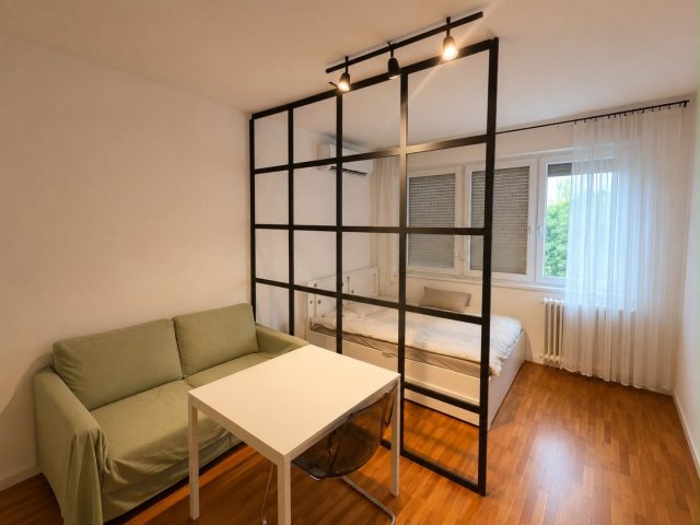 Kiadó panellakás, albérlet, Debrecenben 230 E Ft / hó, 2 szobás