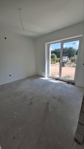 Eladó téglalakás, Gödöllőn 79.5 M Ft, 3 szobás