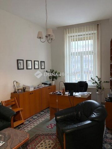 Eladó téglalakás, Budapesten, II. kerületben 164.9 M Ft