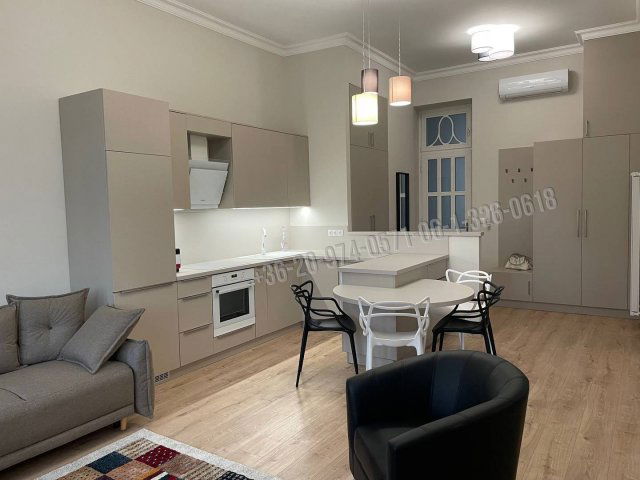 Kiadó téglalakás, albérlet, Budapesten, V. kerületben, 2 szobás