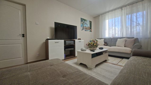 Eladó téglalakás, Debrecenben, Böszörményi úton 69.9 M Ft