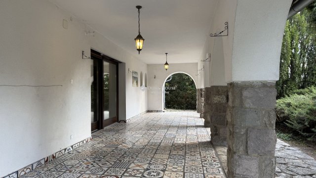 Eladó családi ház, Szentendrén 189 M Ft, 5 szobás
