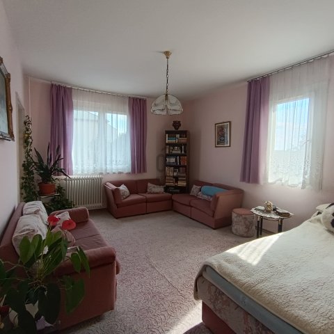 Eladó téglalakás, Nagykanizsán 35.99 M Ft, 3 szobás