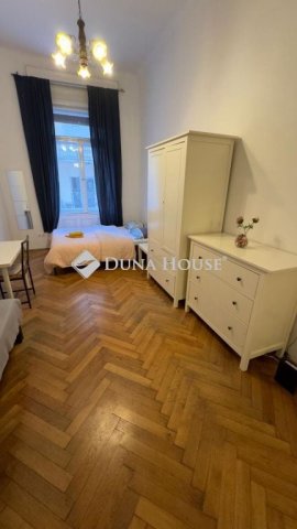 Eladó téglalakás, Budapesten, V. kerületben, Havas utcában