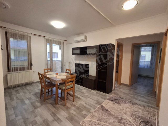 Kiadó téglalakás, albérlet, XIII. kerületben, Úszódaru utcában