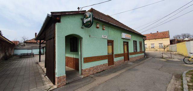 Eladó családi ház, Devecseren 48.5 M Ft, 3+2 szobás