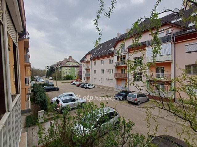 Eladó téglalakás, Tökölön 57.9 M Ft, 2+1 szobás