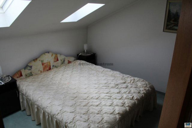 Eladó üzlethelyiség, Budapesten, XX. kerületben 250 M Ft