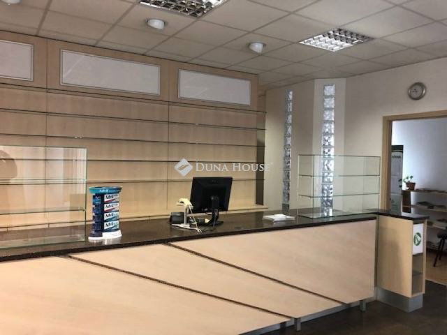 Eladó családi ház, Szentlőrincen 75 M Ft, 1 szobás