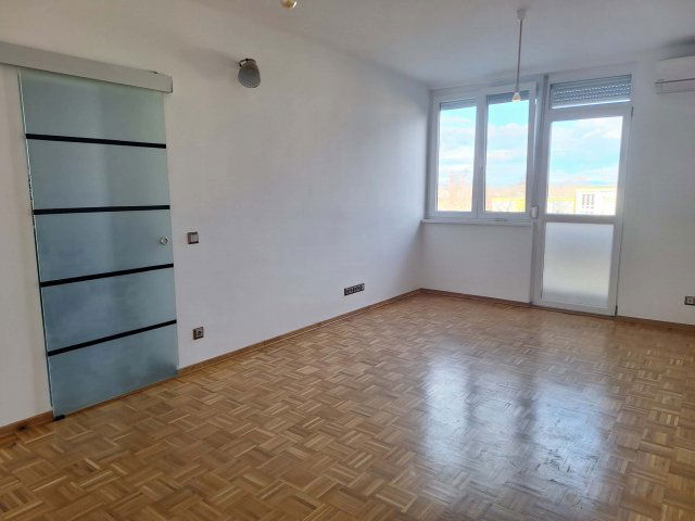 Kiadó téglalakás, albérlet, Miskolcon 110 E Ft / hó, 1 szobás