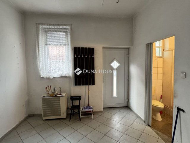 Eladó téglalakás, Gyömrőn 50 M Ft, 2 szobás