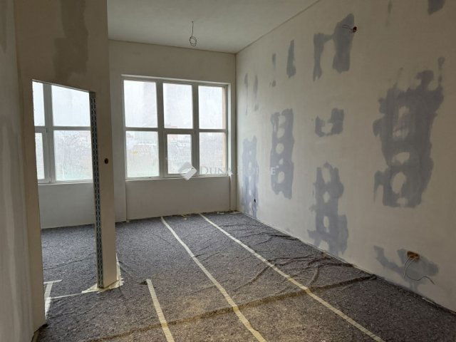 Eladó téglalakás, Budapesten, XXI. kerületben 27.5 M Ft