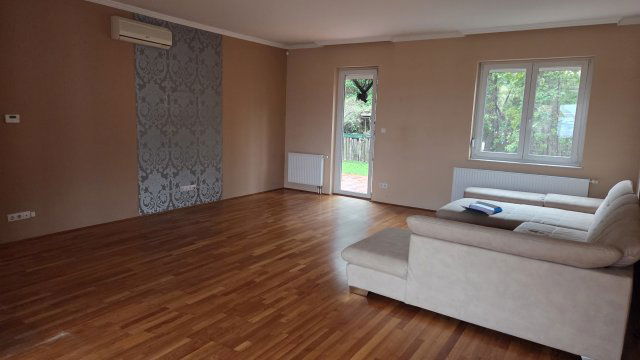 Eladó téglalakás, Budapesten, XI. kerületben, Zólyomi úton