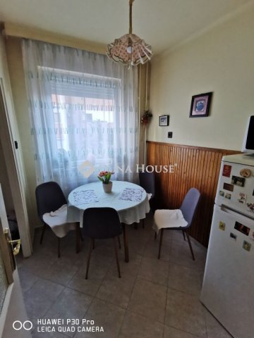 Eladó téglalakás, Gyöngyösön, Koháry úton 35 M Ft, 2 szobás