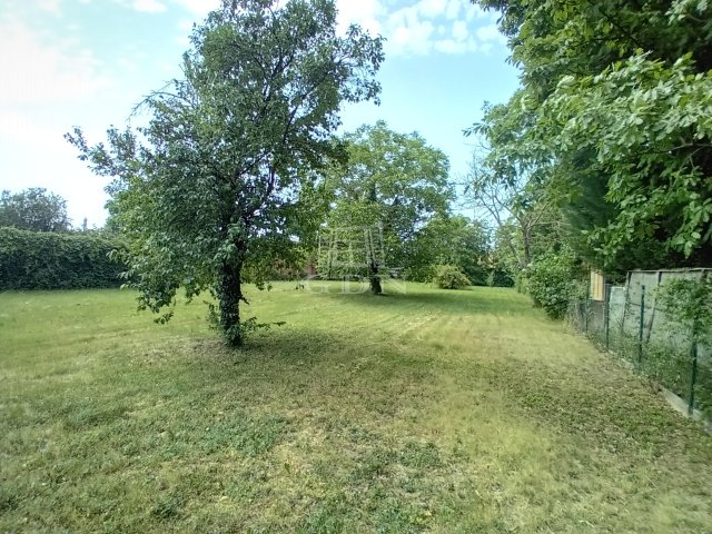 Eladó telek, Gödöllőn 105 M Ft, 2+1 szobás