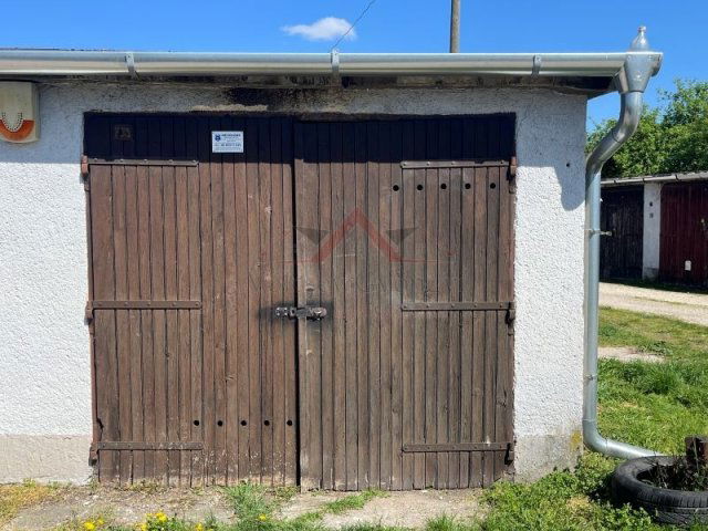 Eladó garázs, Győrött 9.5 M Ft / költözzbe.hu