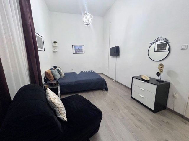 Eladó téglalakás, Budapesten, V. kerületben 84 M Ft, 2 szobás