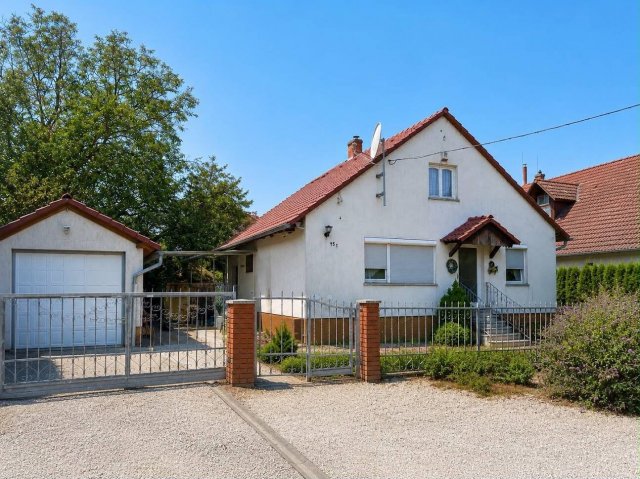 Eladó családi ház, Balatonberényben 90 M Ft, 5 szobás