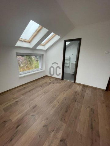 Eladó ikerház, Budapesten, XVI. kerületben 179.9 M Ft, 5 szobás