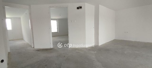 Eladó családi ház, Turán 79 M Ft, 7 szobás