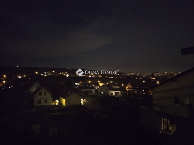 Eladó családi ház, Budapesten, III. kerületben 249.99 M Ft