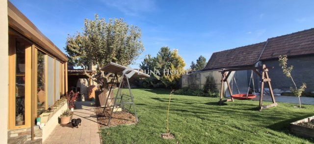 Eladó családi ház, Adonyban 100 M Ft, 3 szobás