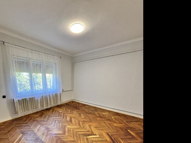 Eladó családi ház, Nádudvaron 32 M Ft, 2 szobás