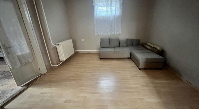 Eladó családi ház, Sarkadon 8.9 M Ft, 2 szobás
