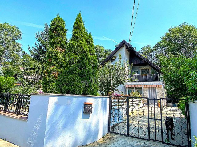 Eladó családi ház, Kiskunlacházán 99 M Ft, 3 szobás