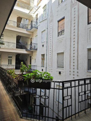 Eladó téglalakás, Budapesten, IX. kerületben 89.9 M Ft, 2 szobás
