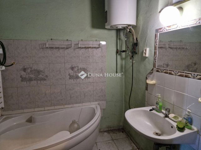 Eladó családi ház, Budapesten, XXII. kerületben, Kosbor utcában