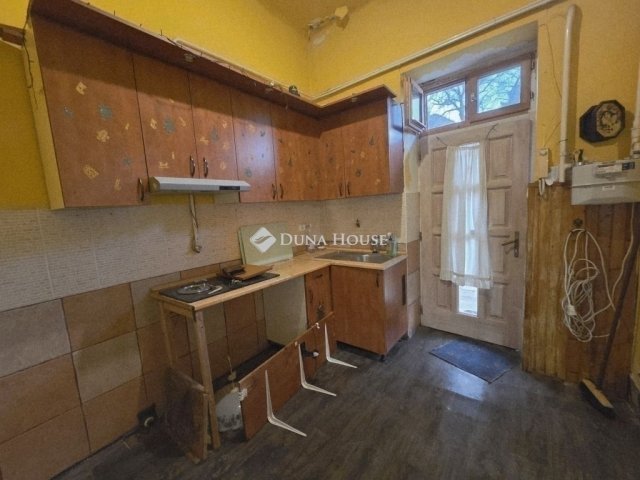 Eladó téglalakás, Budapesten, IV. kerületben 36.5 M Ft, 1 szobás