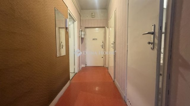 Eladó téglalakás, Szombathelyen 50.7 M Ft, 3 szobás