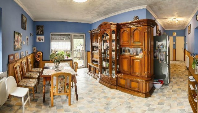 Eladó családi ház, Jánossomorján 50 M Ft, 3 szobás