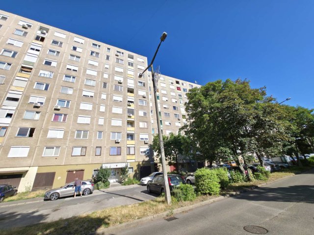 Eladó panellakás, Miskolcon, Középszer utcában 22.9 M Ft
