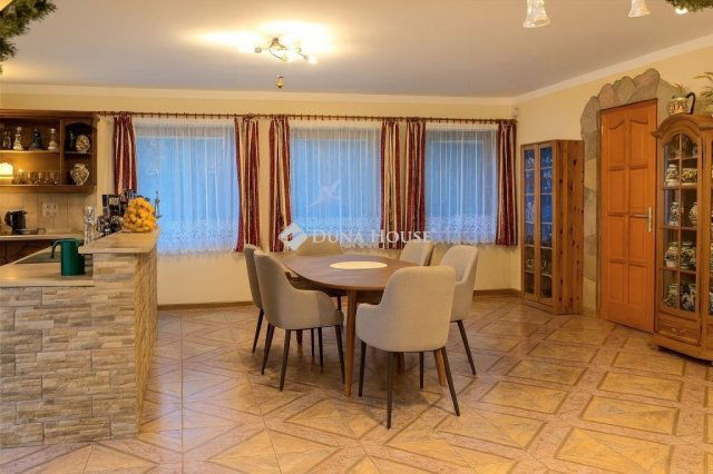 Eladó családi ház, Kozármislenyen 128.5 M Ft, 5 szobás