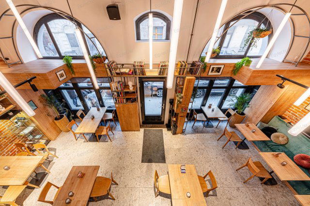 Eladó üzlethelyiség, Budapesten, V. kerületben, Zoltán utcában