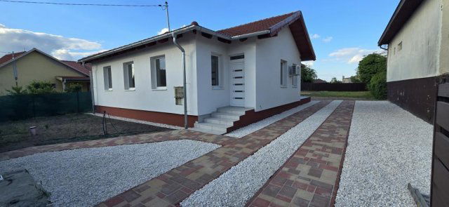 Eladó családi ház, Dunaharasztin 119.99 M Ft, 6 szobás
