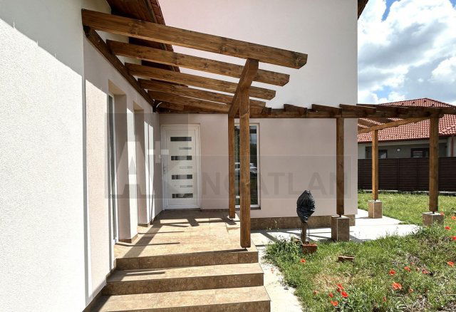 Eladó családi ház, Mórahalmon 99 M Ft, 3 szobás