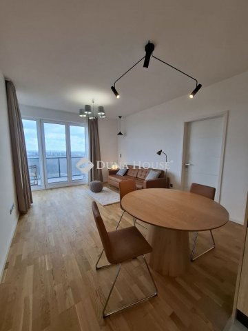 Eladó téglalakás, Budapesten, III. kerületben, Folyamőr utcában