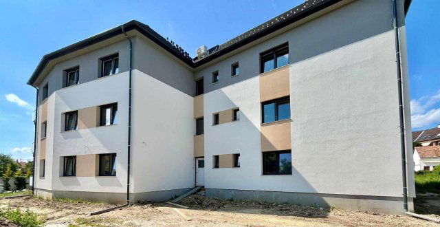 Eladó téglalakás, Sárváron, Árpád utcában 63.148 M Ft