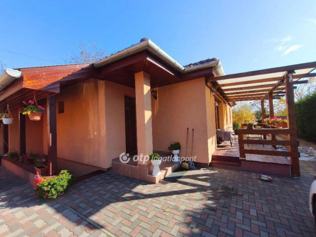 Eladó családi ház, Gyömrőn 118 M Ft, 4 szobás