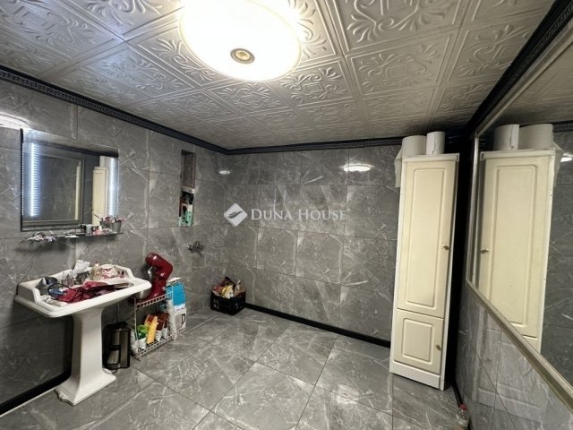 Eladó mezogazdasagi ingatlan, Nagykőrösön 85 M Ft, 3 szobás