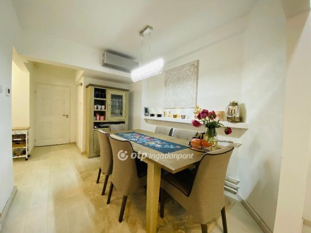 Eladó sorház, Debrecenben 127.9 M Ft, 2+1 szobás