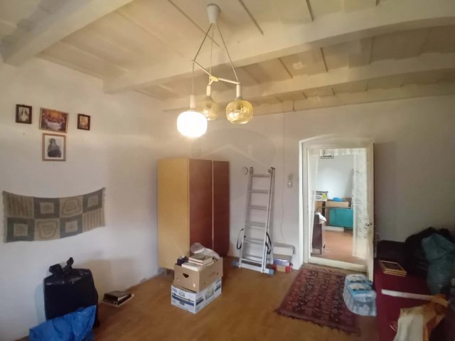 Eladó családi ház, Ecséden 19.5 M Ft, 2 szobás