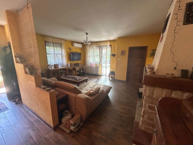Eladó családi ház, Gödöllőn 143 M Ft, 5 szobás